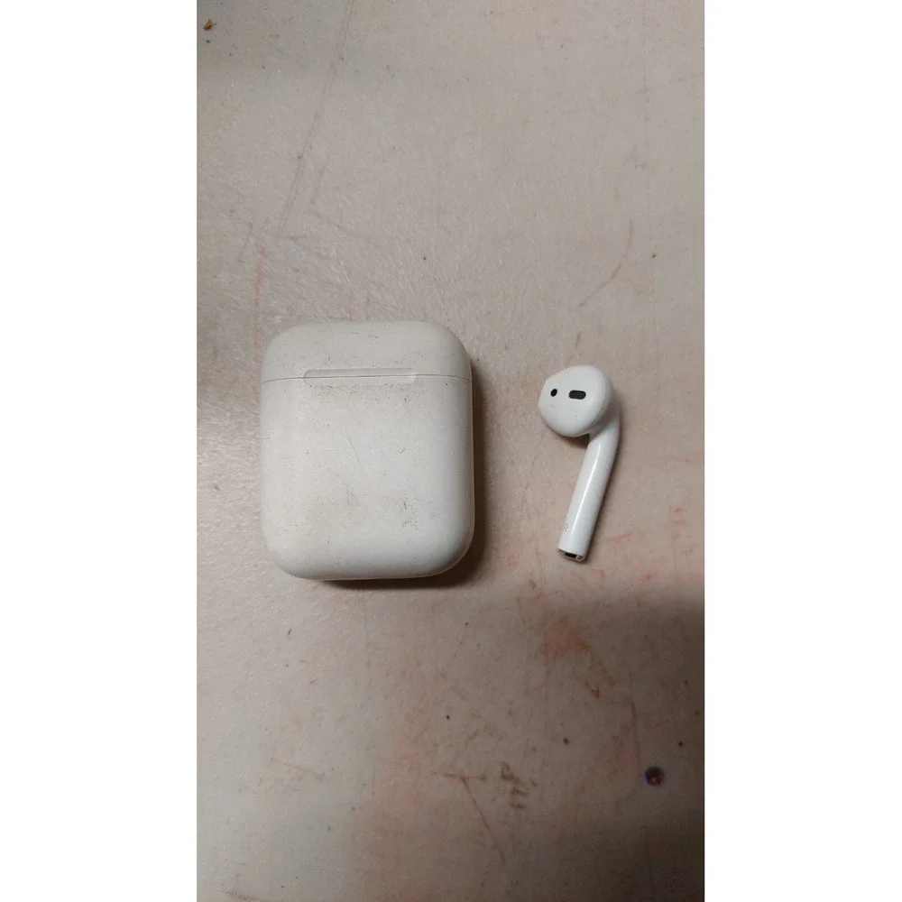 Apple AirPods  No Tested